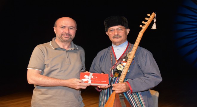  Selçuklu'da aşıklar sazıyla sözüyle sahne aldı 